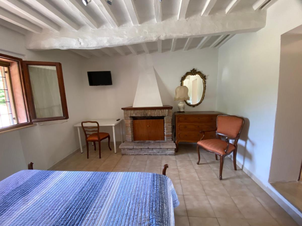 Baita Delle Rondini Apartamento Perúgia Exterior foto